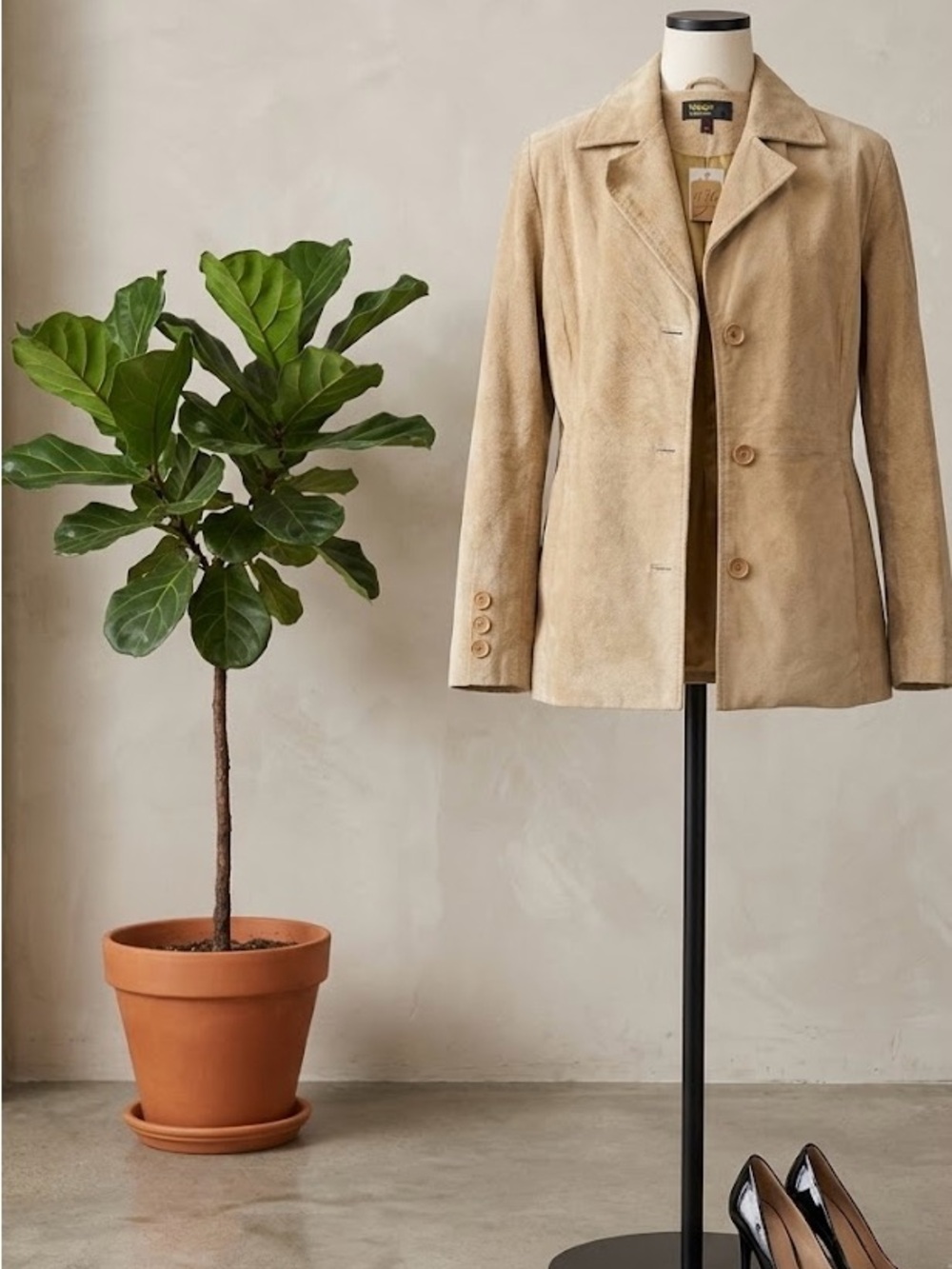 Women's Suede Notch-Collar Blazer in Beige
